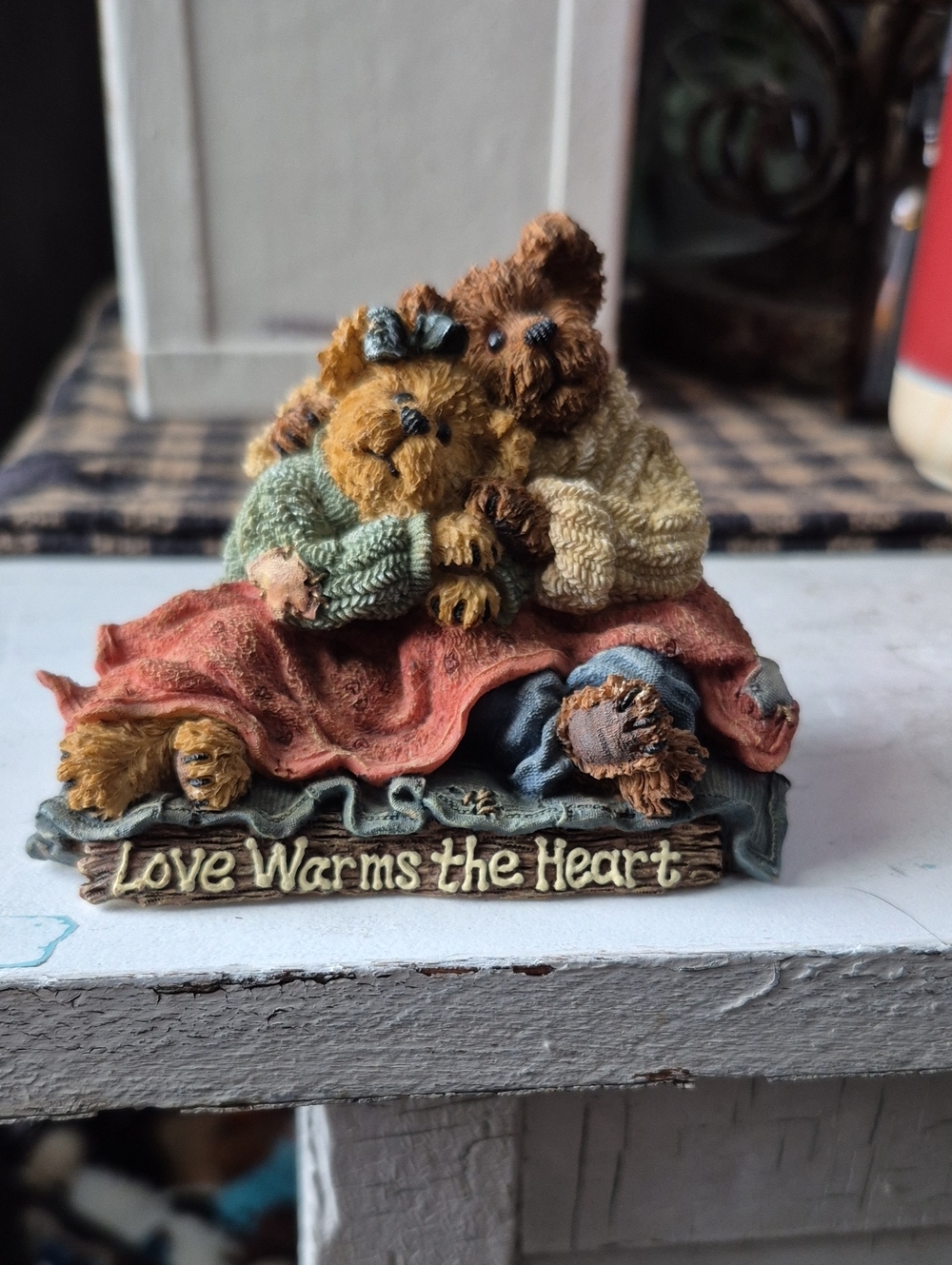 Boyds Bear Love Warms the Heart Decorative Bear Figurine - Brown/Tan